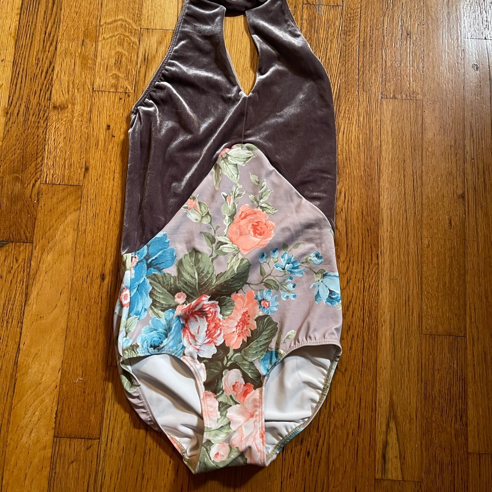 Elevé leotard NWOT never worn